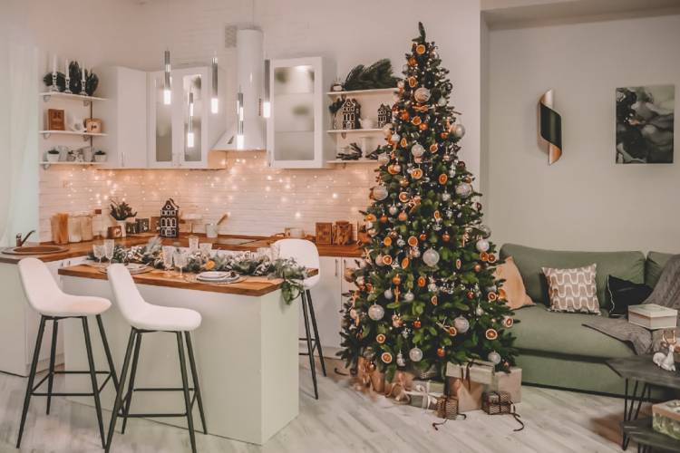 Transforming Your Beachfront Condo into a Holiday Haven