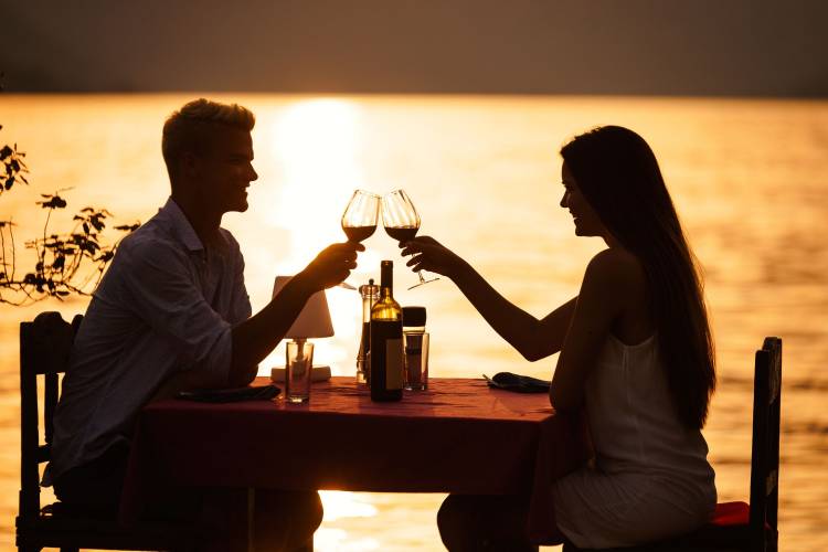 romantic evening couple Panama City beach florida