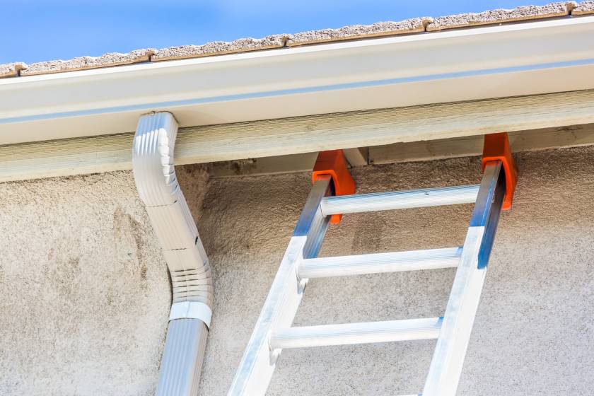 gutter, water spout, inspection, gutter inspection, home maintenance, home improvement, beach condo cleaning